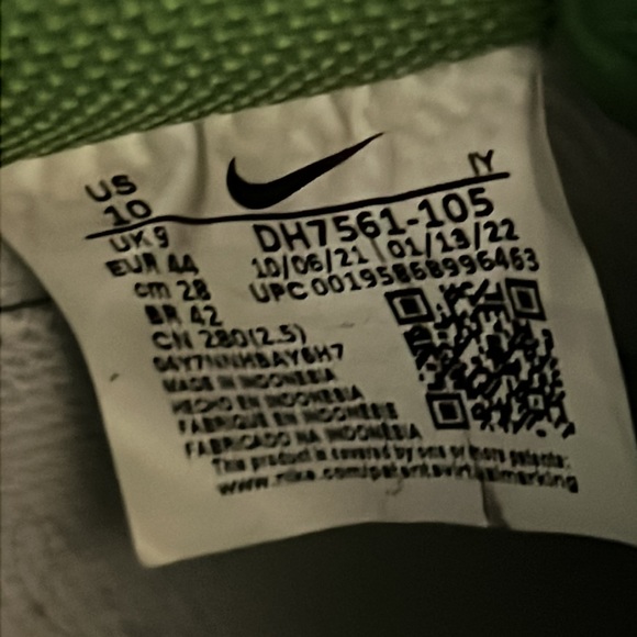 Nike Air Force Ones - Picture 4 of 4